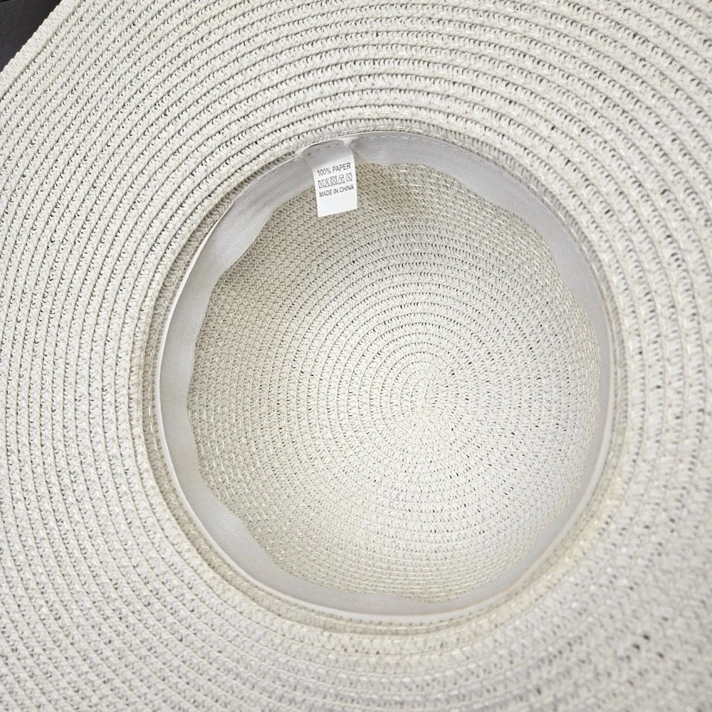 The Unbranded Brand woven paper
